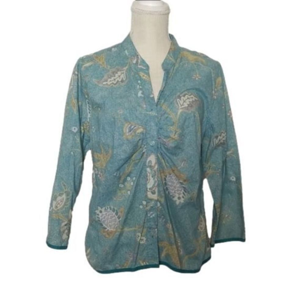 Christopher & Banks Women's light weight long sleeve button up blue‎ blouse